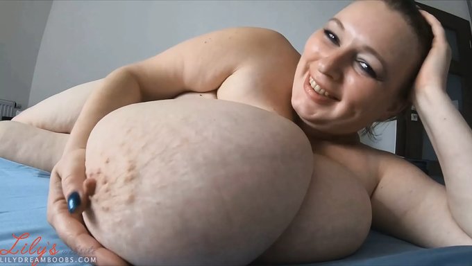 Big Natural Tits And Nipples Of A Curvy Milf