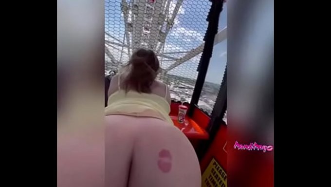 Babe Fucked On Ferris Wheel For All To See
