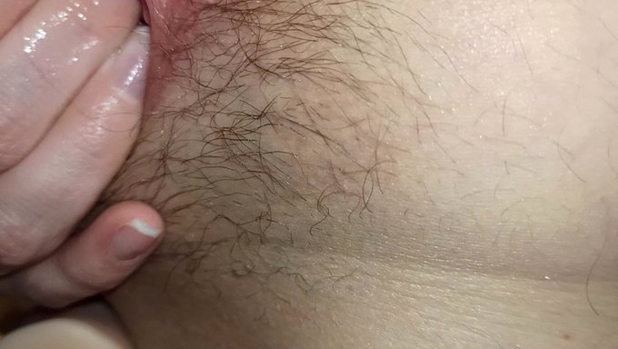 Amateur Brunette Girls Masturbate In Close-Up